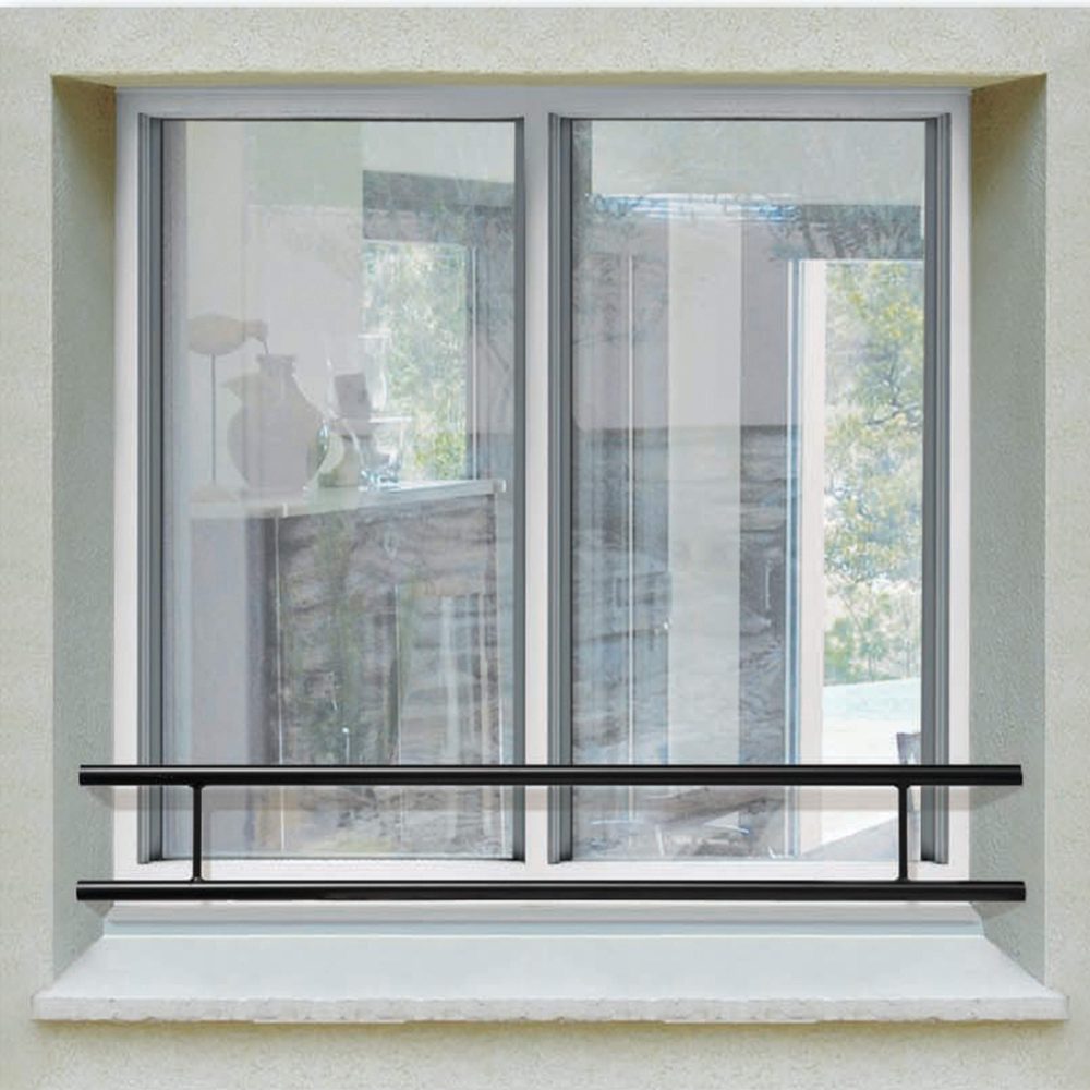 Barre d’appui 2 lisses - Fenêtre 105 cm (cote tableau) – Acier rectangulaire 20 x 40 mm – Prépeinte noir – Fixation par Scellement